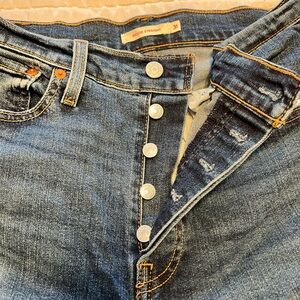 Levi's Women's Straight Leg Jeans in Dark Blue Denim